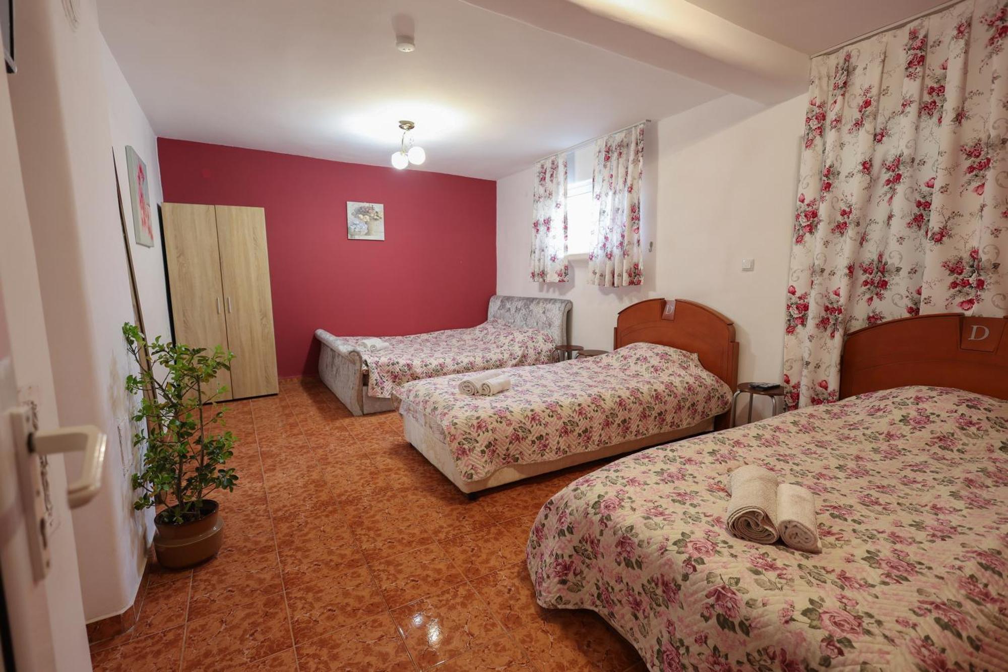 Guest House Koleshevi Byal Izvor Екстериор снимка
